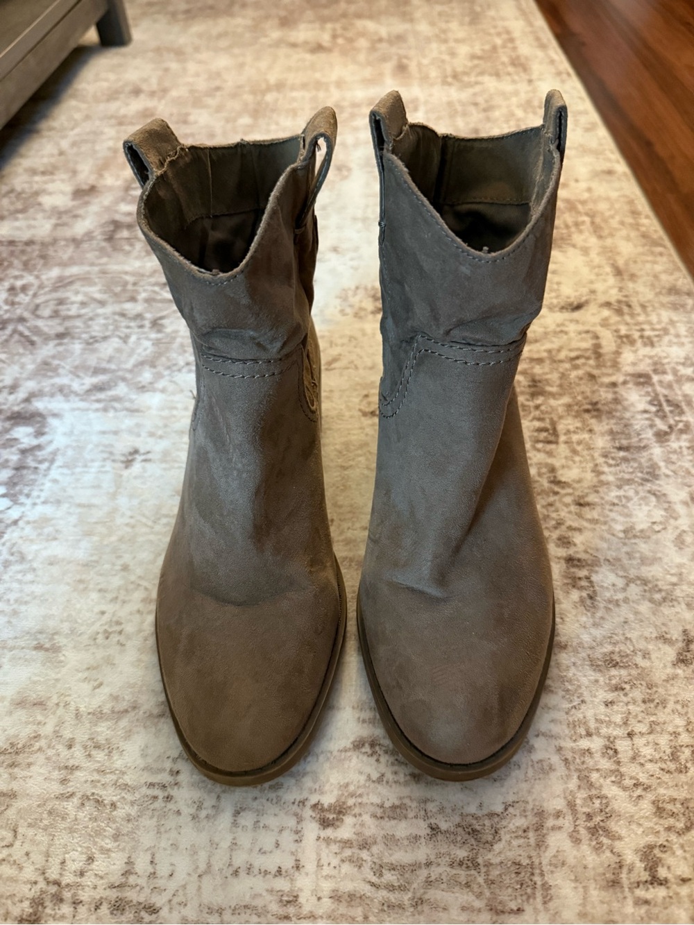 Merona Brown Ankle Boots Women’s Size 7 Western Fall Booties